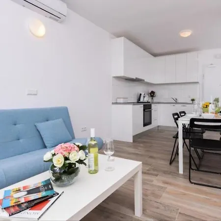 Apartment Ante *